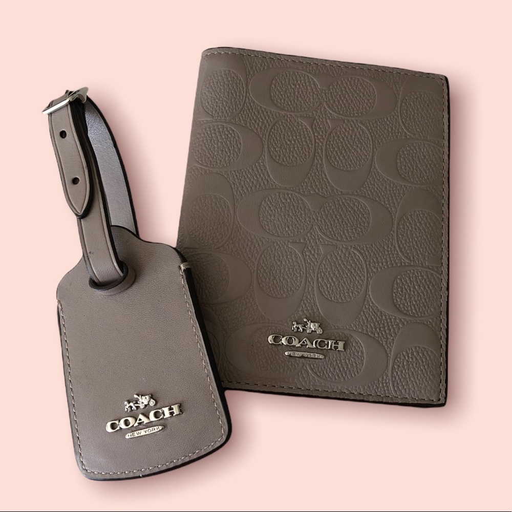 Coach Passport Cover And Luggage Tag - Taupe